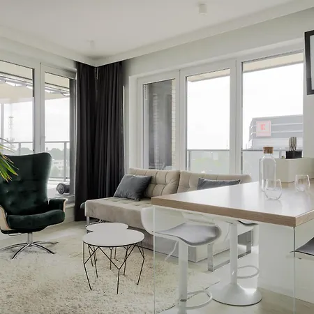 Rentplanet - Apartament Nyska Z Tarasem Widokowym Wroclaw